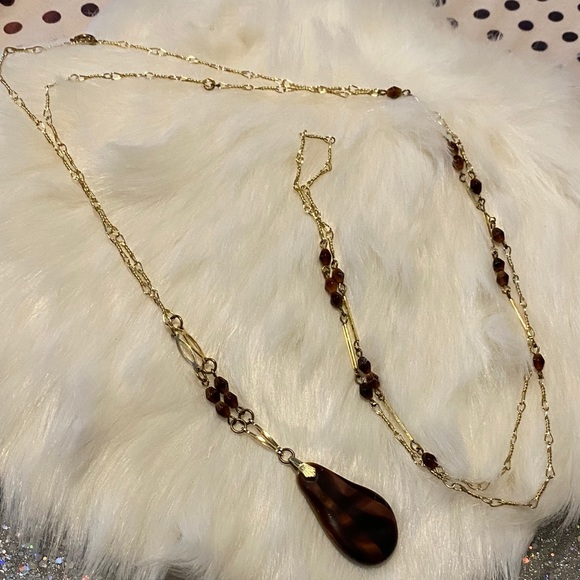 Necklaces and bracelets - Picture 2 of 12